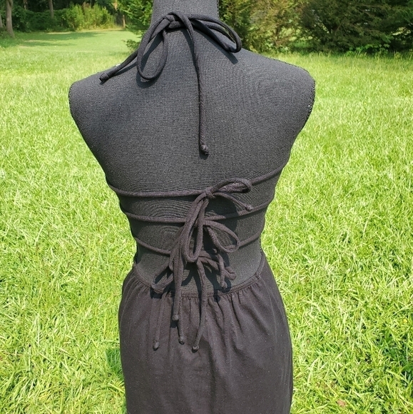 𝅺Black backless maxi tshirt dress small EUC - Picture 4 of 7
